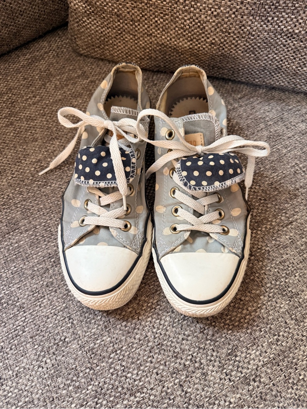 Women’s polka dot converse all star